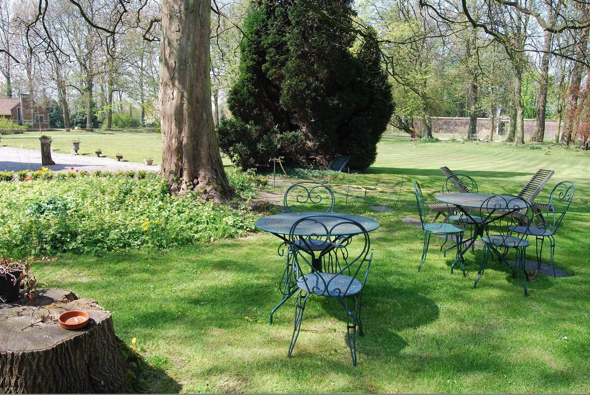 Le Chateau Des Ormes Bed & Breakfast Lambersart Exterior photo